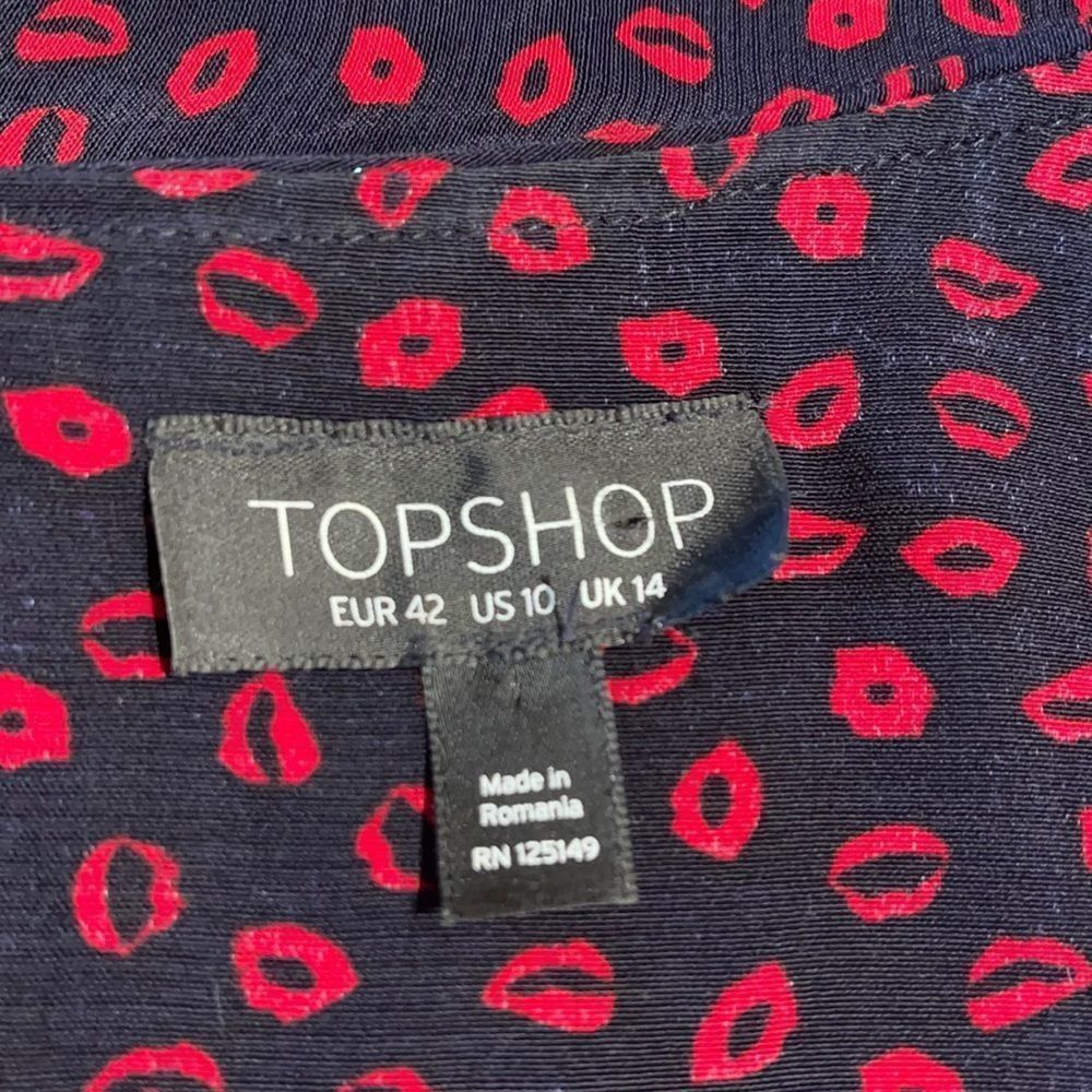 TOPSHOP LIP PRINT MINI DRESS - Picture 14 of 14